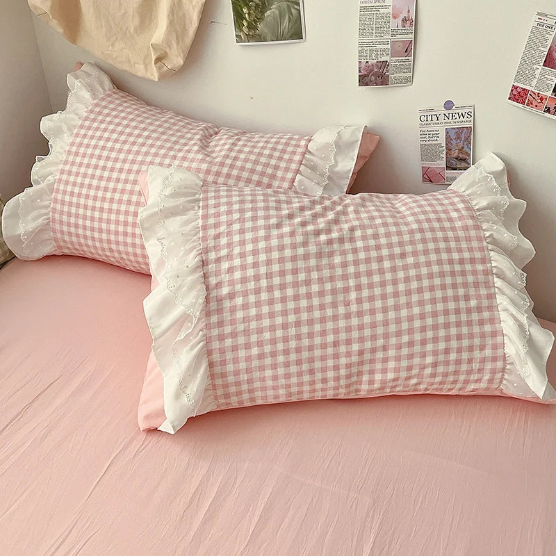 WilloPillow BlushNest™ Plaid Bedding Set