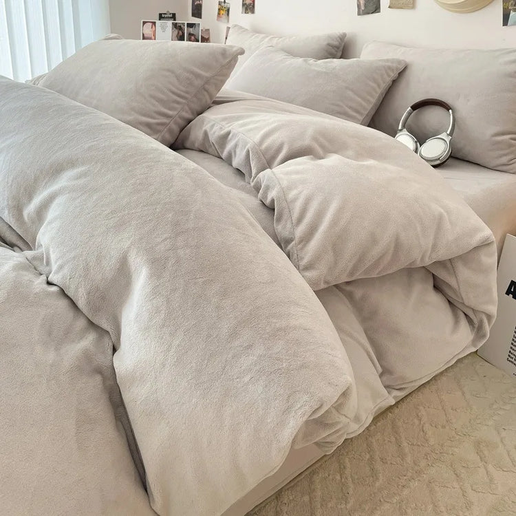 WinterCloud 4-Piece Fleece Bedding Set