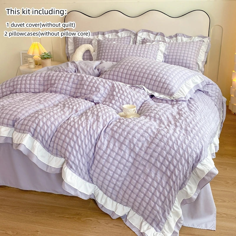 WilloPillow LaceBloom™ Bedding Set.